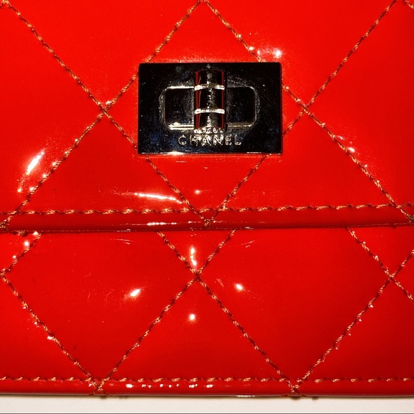 CHANEL Coral Red & Silver Patent Leather Reissue Wallet On Chain WOC - Picture 5 of 8